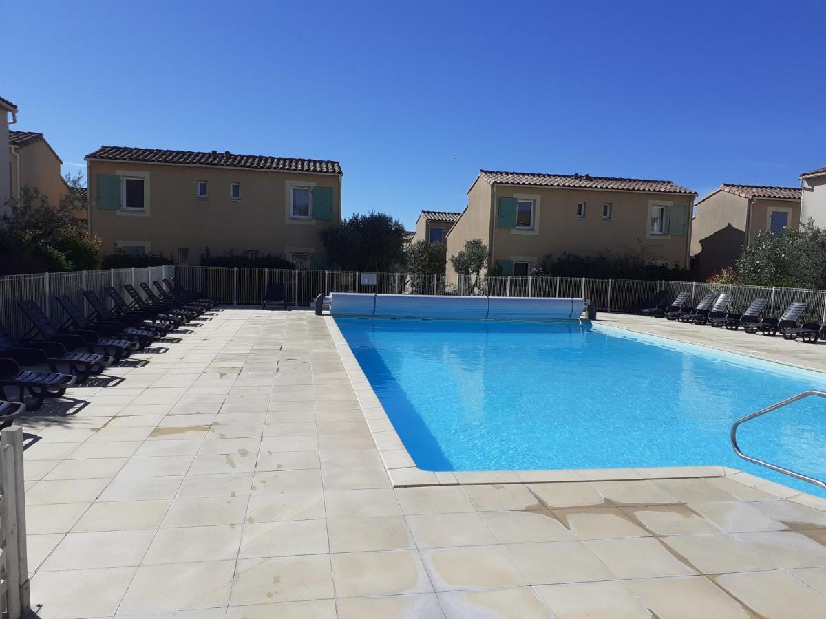 Sous Le Soleil Des Alpilles Apartment Mouries Exterior photo